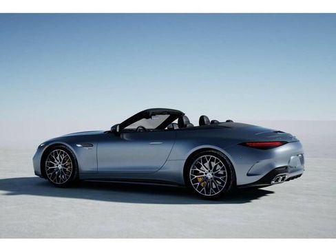 New 2026 Mercedes-Benz SL 63 AMG S e Performance 4MATIC image 32