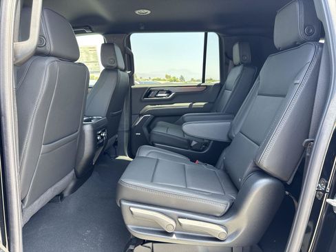 New 2026 GMC Yukon XL Denali RWD image 24
