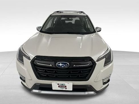 Certified 2022 Subaru Forester Touring w/ Popular Package #3 image 9
