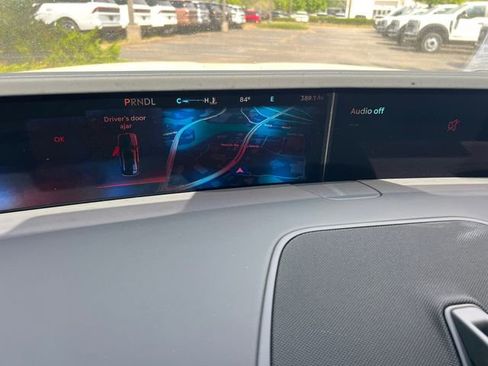 New 2026 Lincoln Nautilus Reserve image 25