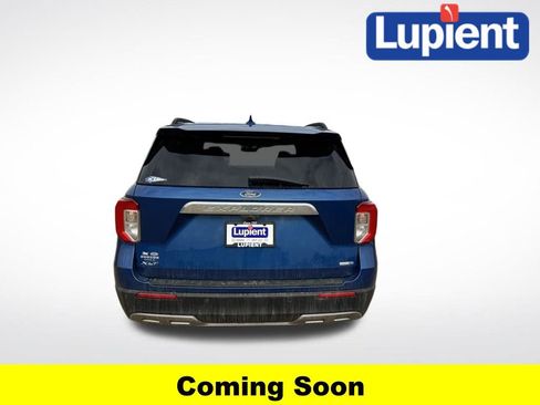 Certified 2020 Ford Explorer XLT w/ Equipment Group 202A image 3