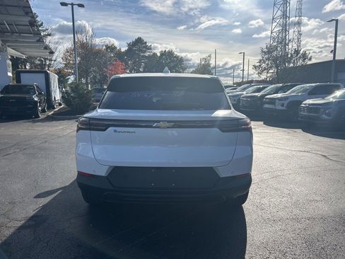 New 2026 Chevrolet Equinox EV LT w/ Comfort Package image 5