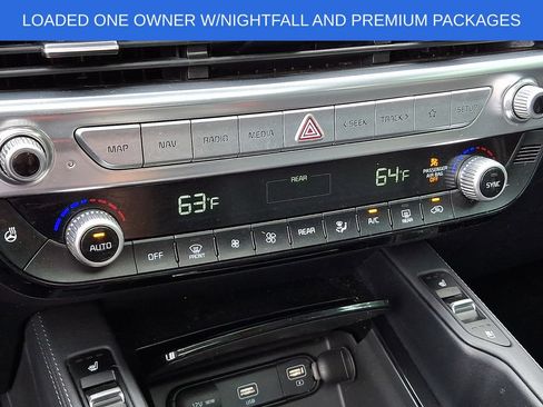 Used 2022 Kia Telluride EX w/ EX Premium Package AWD/4WD image 16