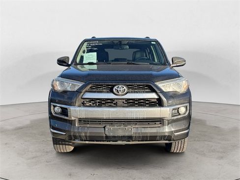 Used 2015 Toyota 4Runner Limited image 2