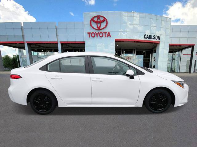 Certified 2025 Toyota Corolla LE FWD image 4