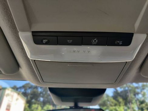 Used 2023 Nissan Sentra SR w/ Midnight Edition Package FWD image 17