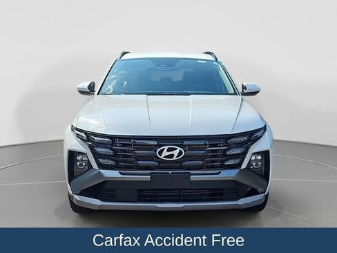 Used 2025 Hyundai Tucson SEL FWD image 3