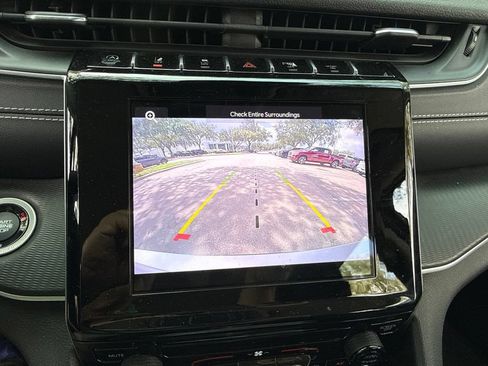 Used 2023 Jeep Grand Cherokee L Laredo RWD image 29