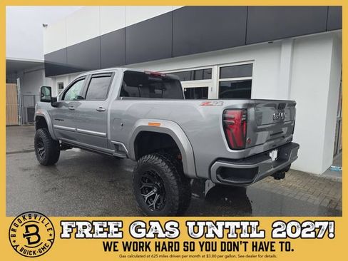 New 2026 GMC Sierra 2500 AT4 w/ Technology Package AWD/4WD image 5