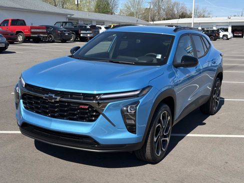 New 2026 Chevrolet Trax RS w/ Driver Confidence Package FWD image 10