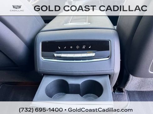 Used 2023 Cadillac Escalade Sport w/ LPO, ONYX Package AWD/4WD image 10