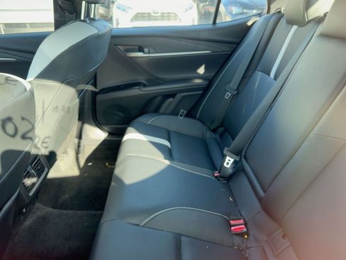 Used 2025 Toyota Camry SE image 8