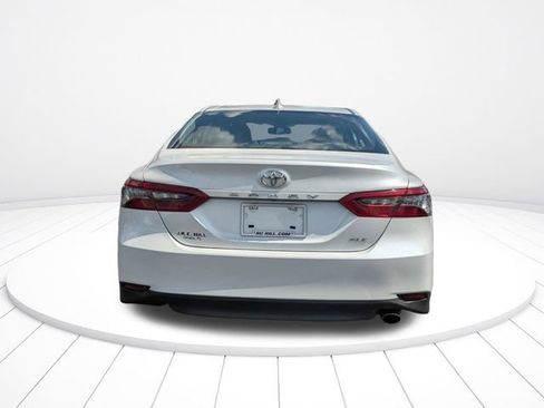 Used 2023 Toyota Camry XLE FWD image 4