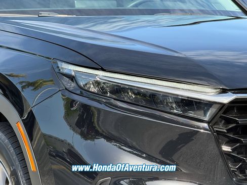 Certified 2025 Honda CR-V EX image 8