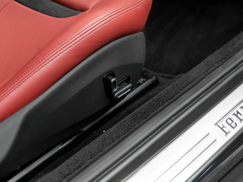 Certified 2022 Ferrari Roma image 42