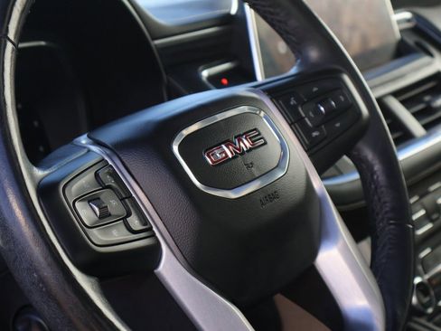 Used 2022 GMC Yukon SLT w/ SLT Premium Package image 27