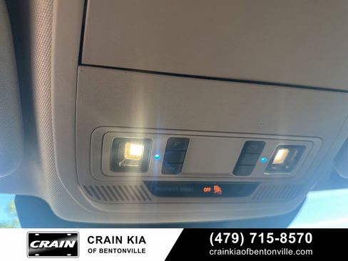 Used 2023 Ford Explorer XLT RWD image 26
