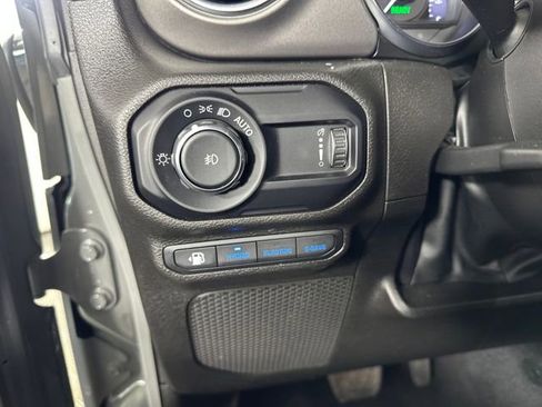 Used 2023 Jeep Wrangler Unlimited Rubicon 4xe image 18