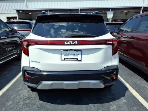 Used 2024 Kia Seltos S FWD image 3
