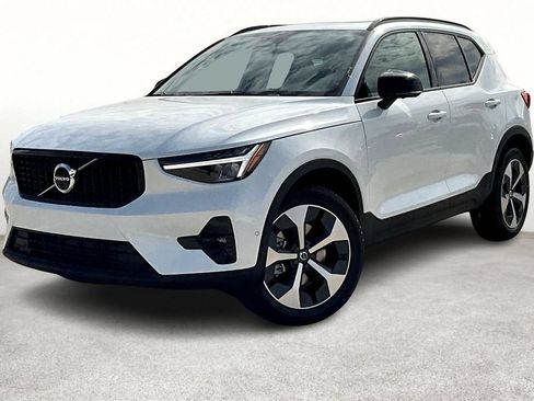 New 2026 Volvo XC40 B4 Plus w/ Protection Package Premier FWD image 2