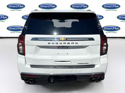 Used 2023 Chevrolet Suburban Premier image 6