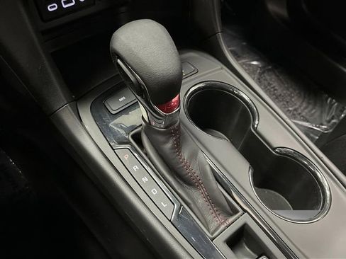 Used 2023 Chevrolet Equinox RS w/ RS Leather Package image 23