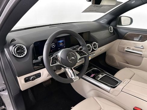 New 2026 Mercedes-Benz GLA 250 image 9