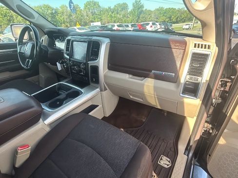 Used 2019 RAM 1500 Lone Star AWD/4WD image 19