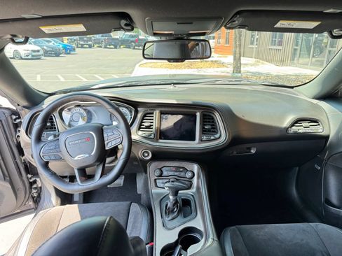 Used 2020 Dodge Challenger R/T Scat Pack RWD image 13