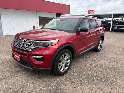 Used 2023 Ford Explorer Limited image 1