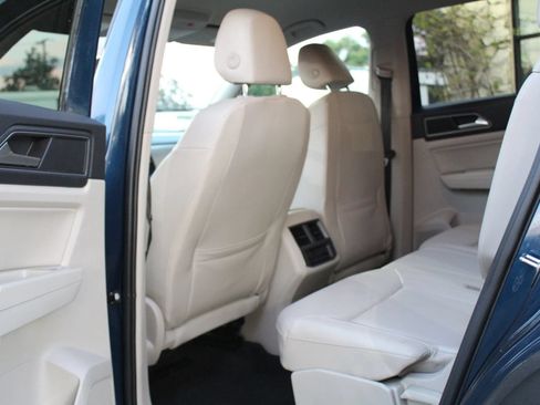 Used 2018 Volkswagen Atlas SE FWD image 10