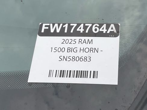 Used 2025 RAM 1500 Big Horn AWD/4WD image 31