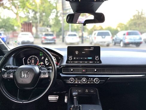 Used 2023 Honda Civic Sport image 10
