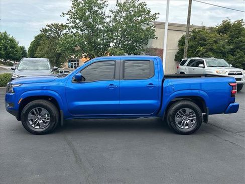 Certified 2025 Nissan Frontier SV RWD image 6