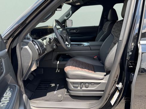 New 2026 Nissan Armada Platinum Reserve AWD/4WD image 9
