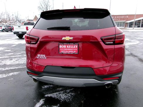 Used 2024 Chevrolet Blazer LT w/ Convenience Package image 6
