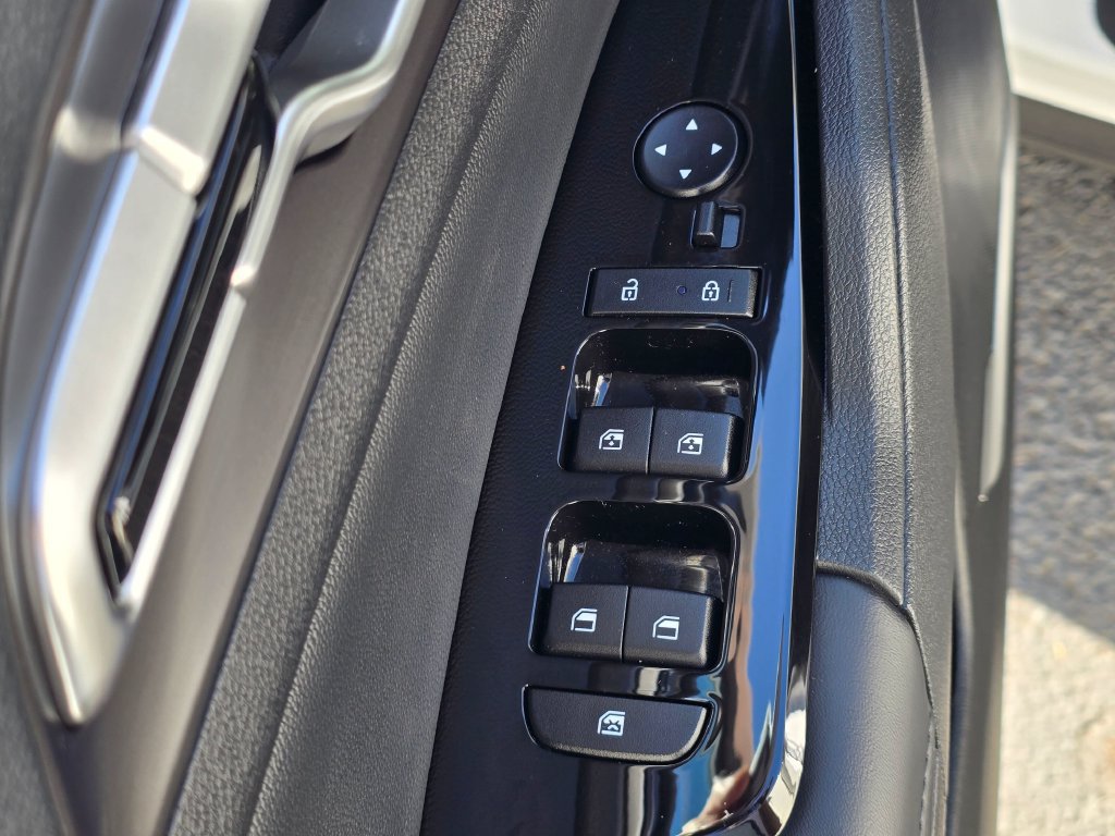Certified 2023 Kia Sportage EX FWD image 14