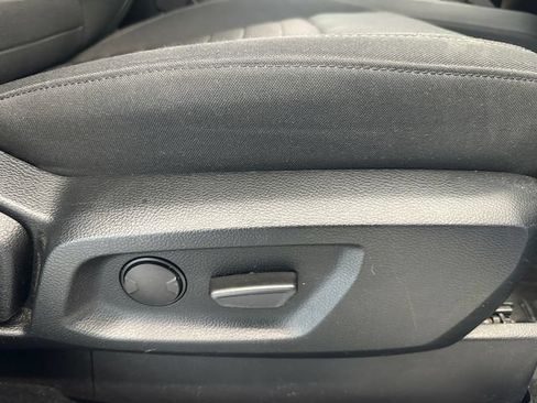 Used 2019 Ford Ranger XLT w/ Equipment Group 302A Luxury AWD/4WD image 22