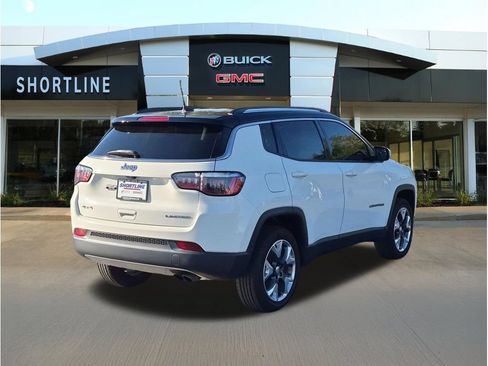 Used 2019 Jeep Compass Limited AWD/4WD image 3