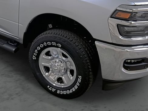 New 2026 RAM 2500 Tradesman AWD/4WD image 14