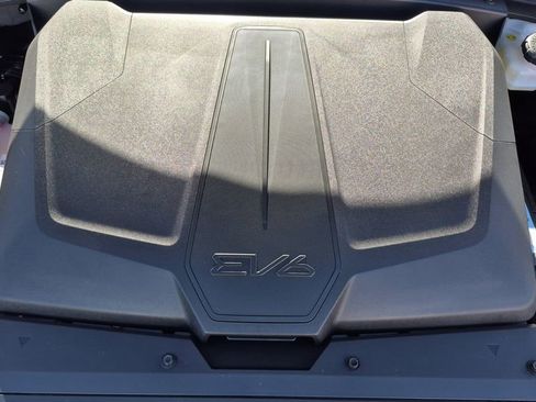 New 2025 Kia EV6 Light w/ Light LR Technology Package image 16