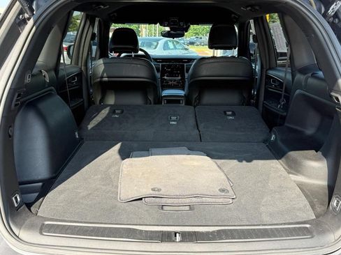 Used 2023 Jeep Grand Cherokee Altitude AWD/4WD image 5