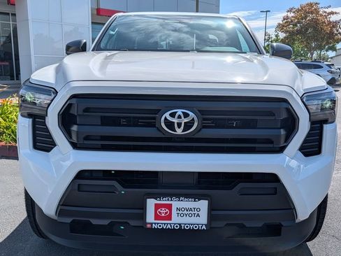 Used 2025 Toyota Tacoma SR RWD image 13