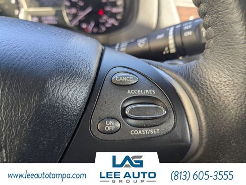 Used 2014 Nissan Pathfinder SL w/ SL Tech Package image 27