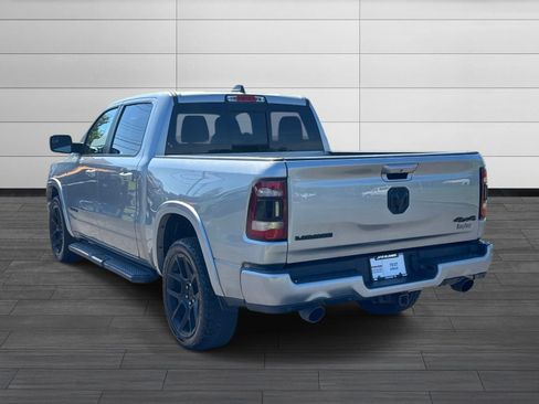 Used 2021 RAM 1500 Laramie AWD/4WD image 7