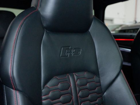 Used 2022 Audi RS 6 w/ Carbon Optic Package AWD/4WD image 36