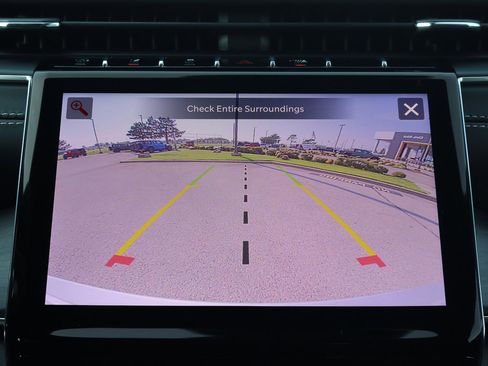 New 2025 Jeep Grand Cherokee Overland w/ Luxury Tech Group IV image 28