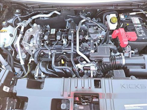 Certified 2025 Nissan Kicks S image 22