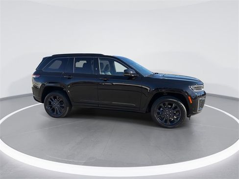 New 2026 Jeep Grand Cherokee Limited image 9