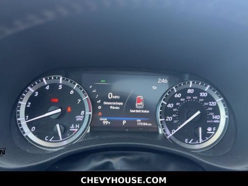 Used 2022 Toyota Highlander XLE FWD image 49